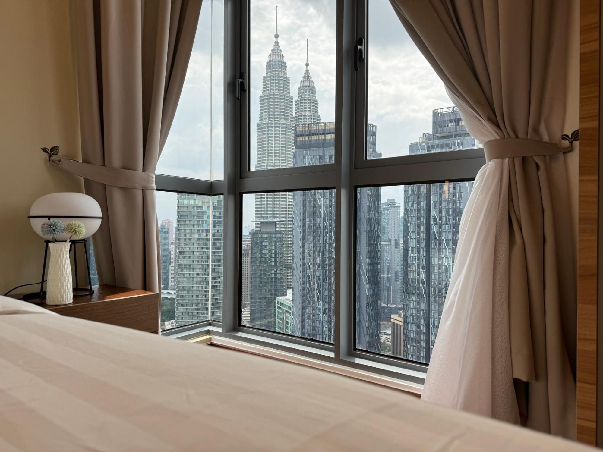 Royce Klcc Centre By Dormeo Destinations Pangsapuri Kuala Lumpur